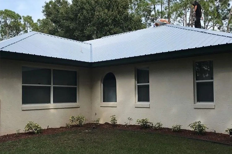 Professional Roofing Services in Florida